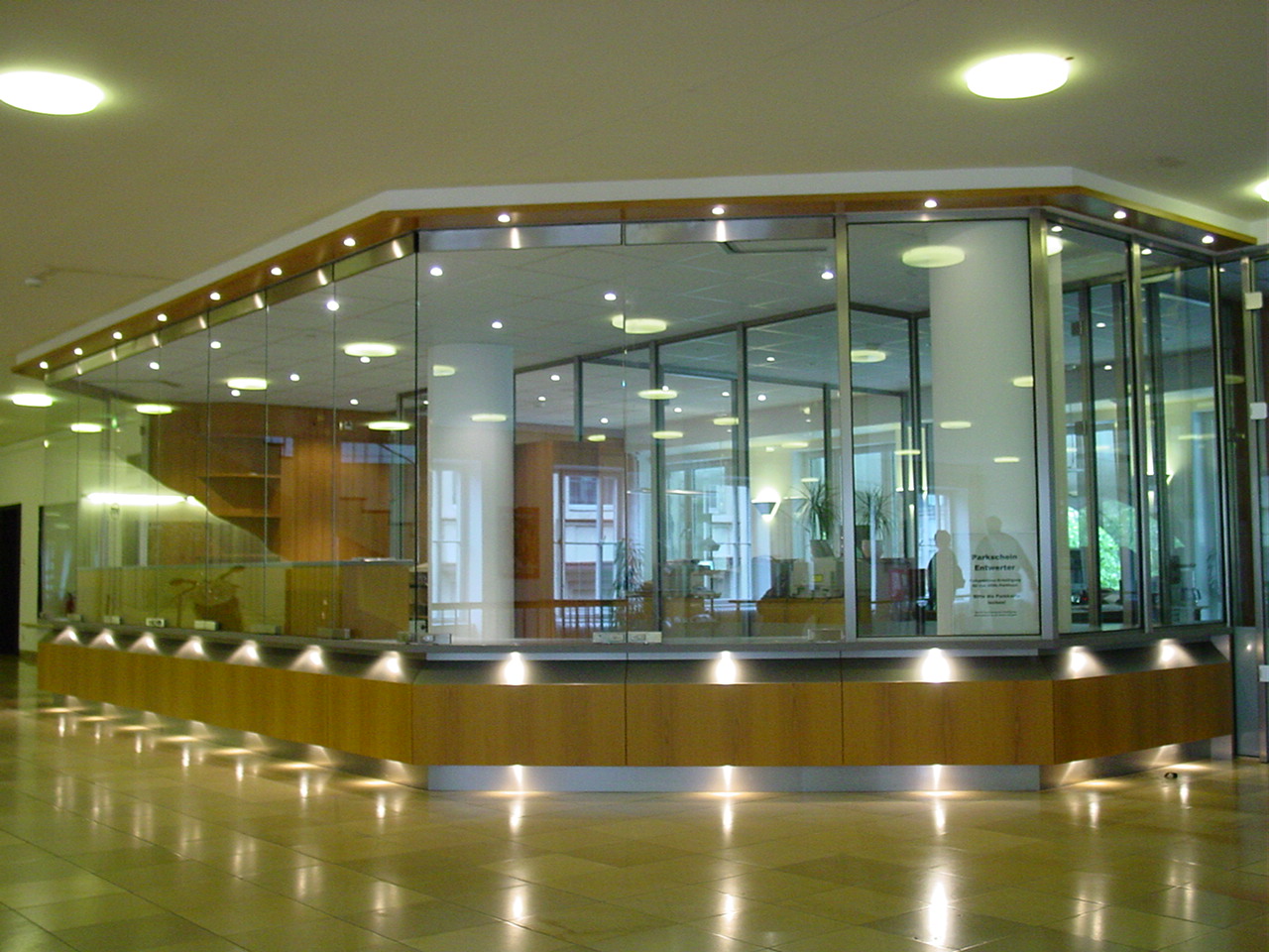 Frameless Sliding & Stacking